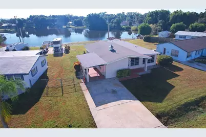 275 Lakeview Drive, North Fort Myers, FL 33917 - Photo 27