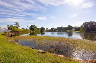 275 Lakeview Dr, North Fort Myers, FL 33917 - Photo 21