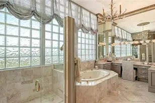 415 L Ambiance Dr, Longboat Key, FL 34228 - Photo 35