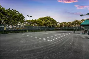415 L Ambiance Dr, Longboat Key, FL 34228 - Photo 51