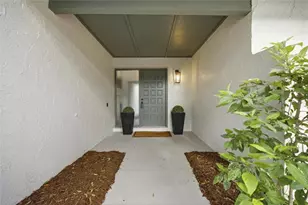 3948 Orchard Hill Cir, Palm Harbor, FL 34684 - Photo 3
