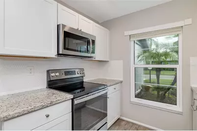 5355 Crestlake Boulevard #65, Sarasota, FL 34233 - Photo 11