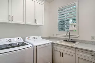 1838 Oleander St, Sarasota, FL 34239 - Photo 43