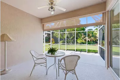 9402 Forest Hills Circle, Sarasota, FL 34238 - Photo 23