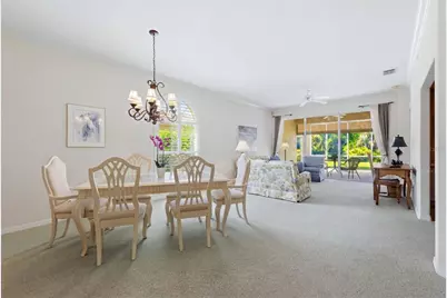9402 Forest Hills Circle, Sarasota, FL 34238 - Photo 19