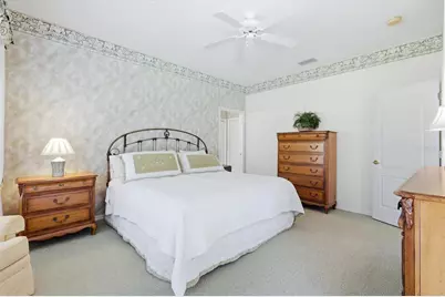 9402 Forest Hills Circle, Sarasota, FL 34238 - Photo 29