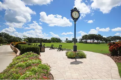 9402 Forest Hills Circle, Sarasota, FL 34238 - Photo 53