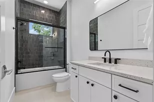 2430 Floyd St, Sarasota, FL 34239 - Photo 49