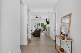 2430 Floyd St, Sarasota, FL 34239 - Photo 5