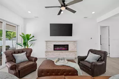 2430 Floyd Street, Sarasota, FL 34239 - Photo 11