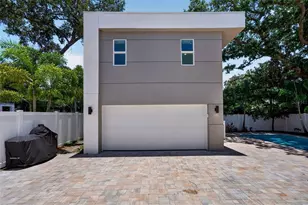 2430 Floyd St, Sarasota, FL 34239 - Photo 33