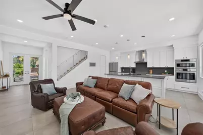 2430 Floyd Street, Sarasota, FL 34239 - Photo 13