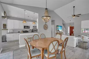 6409 Fetterbush Ln, Lakewood Ranch, FL 34202 - Photo 11
