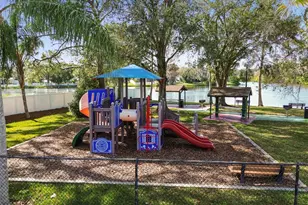 650 Sweetbriar Dr, Oldsmar, FL 34677 - Photo 53