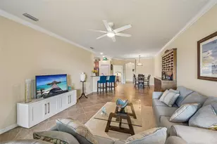 12664 Felice Dr, Venice, FL 34293 - Photo 7