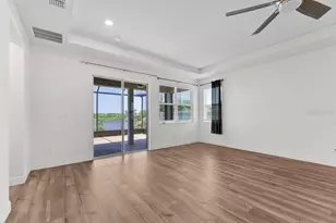 7322 34th Ct E, Sarasota, FL 34243 - Photo 13