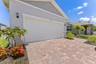 7322 34th Ct E, Sarasota, FL 34243 - Photo 43
