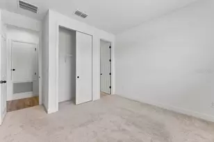 7322 34th Ct E, Sarasota, FL 34243 - Photo 19