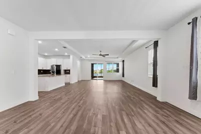 7322 34th Court E, Sarasota, FL 34243 - Photo 7