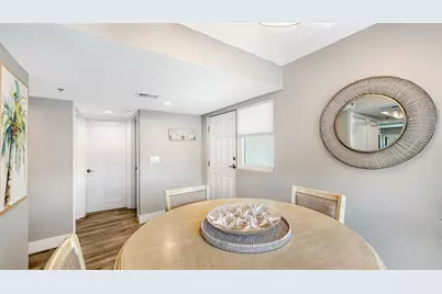 1001 Point Of Rocks Road #208, Sarasota, FL 34242 - Photo 11