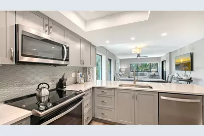 1001 Point Of Rocks Road #208, Sarasota, FL 34242 - Photo 21