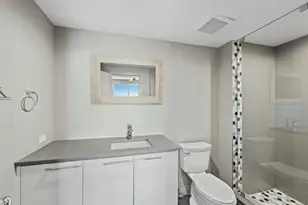 455 Longboat Club Rd, Longboat Key, FL 34228 - Photo 41