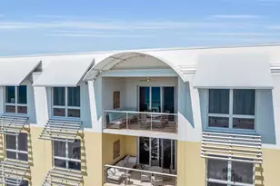 915 Seaside Dr, Sarasota, FL 34242 - Photo 3