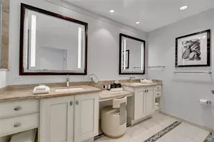 915 Seaside Dr, Sarasota, FL 34242 - Photo 31