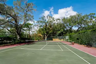 2407 Quail Ct, Bradenton, FL 34209 - Photo 17