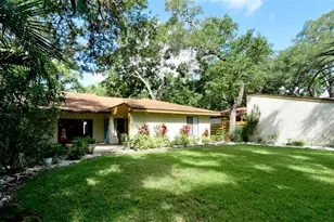 2407 Quail Ct, Bradenton, FL 34209 - Photo 23