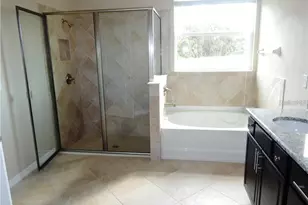 15302 Las Olas Pl, Bradenton, FL 34212 - Photo 11