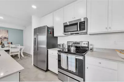 18114 Gawthrop Drive #201, Lakewood Ranch, FL 34211 - Photo 3