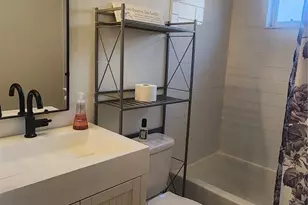 5274 Far Oak Cir, Sarasota, FL 34238 - Photo 21