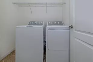 12490 Cinqueterre Dr, Venice, FL 34293 - Photo 23