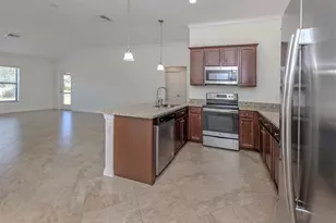 12490 Cinqueterre Dr, Venice, FL 34293 - Photo 13