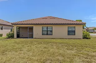 12490 Cinqueterre Dr, Venice, FL 34293 - Photo 5