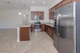 12490 Cinqueterre Dr, Venice, FL 34293 - Photo 11