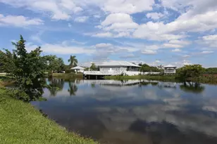1103 Edgewater Cir, Bradenton, FL 34209 - Photo 39