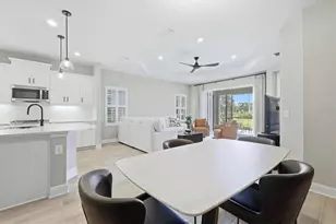 2321 Blue Mahoe Ln, Sarasota, FL 34240 - Photo 15