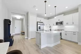2321 Blue Mahoe Ln, Sarasota, FL 34240 - Photo 17