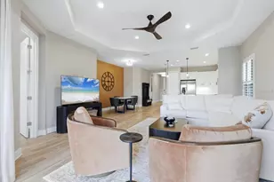 2321 Blue Mahoe Ln, Sarasota, FL 34240 - Photo 13