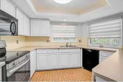 426 Whitfield Avenue, Sarasota, FL 34243 - Photo 9