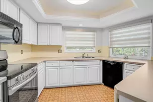 426 Whitfield Ave, Sarasota, FL 34243 - Photo 9