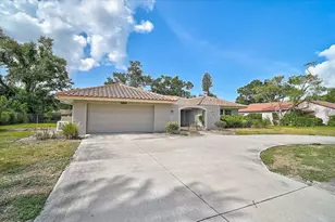 426 Whitfield Ave, Sarasota, FL 34243 - Photo 3