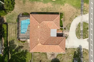 426 Whitfield Ave, Sarasota, FL 34243 - Photo 49