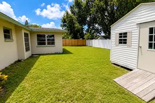 3435 Dunbar Dr, Sarasota, FL 34232 - Photo 25