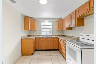 2788 41st Avenue N #A, B, C, Saint Petersburg, FL 33714 - Photo 21