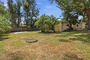 2627 Dueby St, Sarasota, FL 34231 - Photo 37