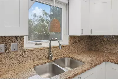 2627 Dueby Street, Sarasota, FL 34231 - Photo 11