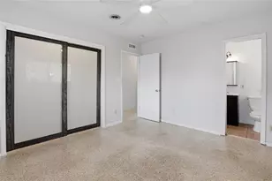 2627 Dueby St, Sarasota, FL 34231 - Photo 23
